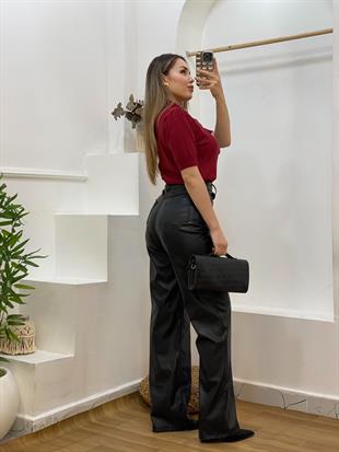 Bordo Fularlı Polo Yaka Triko 