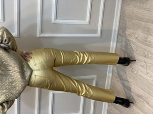 Gold Renk Boyfit Parlak Pantolon 