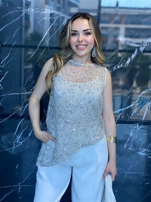 Gümüş Pul İşlemeli Asimetrik Bluz 