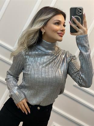 Gümüş Varak Baskılı Boğazlı Triko 