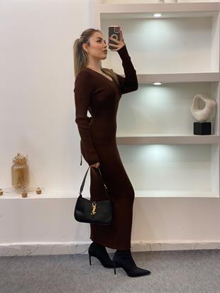 Kahve Arka Beli Kuşaklı Model Triko Elbise 