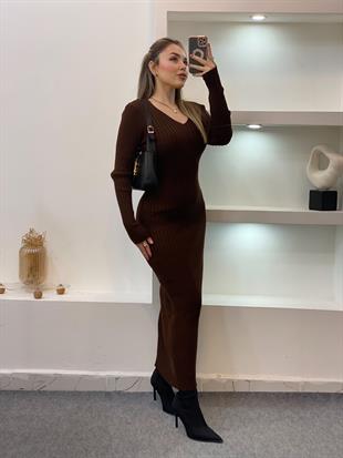 Kahve Arka Beli Kuşaklı Model Triko Elbise 