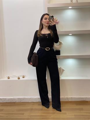 Kahve Geniş Yaka Dantel Detaylı Bluz 