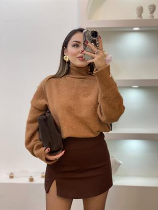 Kahve Omuz Gold Düğmeli Kazak