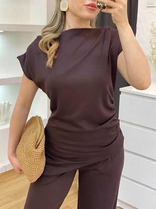 Kahve Omuz Vatkalı Asimetrik Kesim Modal Takım