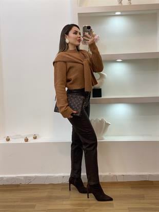 Kahve Şal Detaylı Kazak