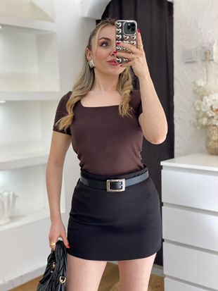 Kahve Sandık Yaka Kısa Kol Basic Bluz