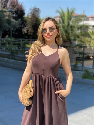 Kahve Sırt Çapraz Model Viskon Tulum
