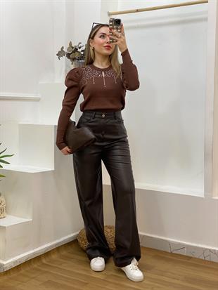 Kahve Taş Detaylı  Önü Mini Pencereli Triko Bluz
