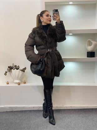Kahve Yakası Kürklü Kemerli Model Şişme Mont