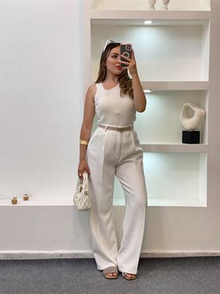 Kırık Beyaz Asimetrik Yaka Triko Bluz