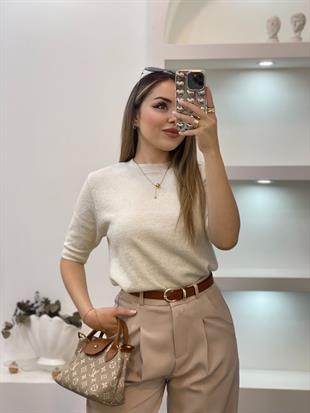 Kırık Beyaz Pul Detay Triko Kazak