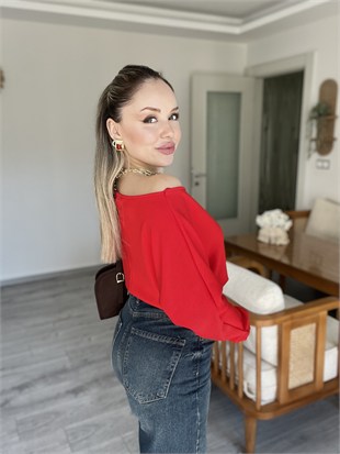 Kırmızı Kayık Yaka Oysh Bluz 