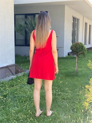 Kırmızı Keten Elbise 