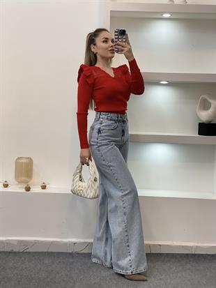Kırmızı Kolları Volanlı Dantel Detaylı Triko Bluz