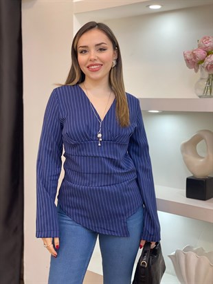 Lacivert Çizgili Asimetrik Kesim Bluz 