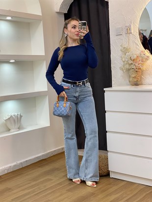 Lacivert Kayık Yaka Basic Bluz