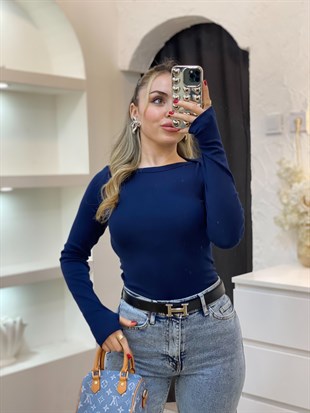 Lacivert Kayık Yaka Basic Bluz