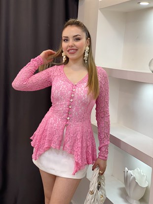 Pembe Bel Oturtmalı Model Volanlı Dantel Bluz