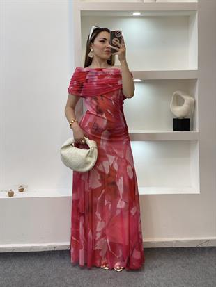 Pembe Desenli Kayık Yaka Şifon Elbise