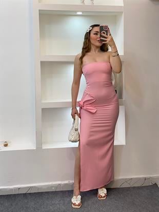 Pembe Gül Detaylı Straplez Elbise