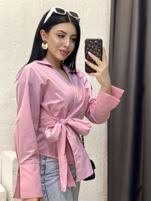 Pembe Kruvaze Yaka Bağlamalı Model Gömlek 