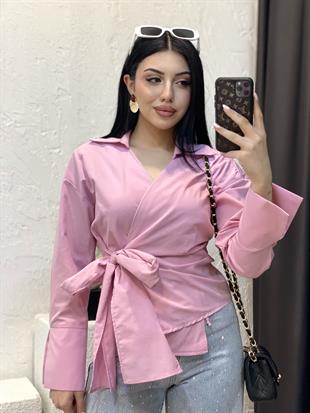 Pembe Kruvaze Yaka Bağlamalı Model Gömlek 