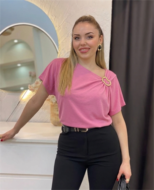 Pembe Omuz Gold Çıkarılabilir Broşlu Modal Bluz