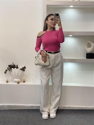 Pembe Omuzları Zincir Detay Pencereli Model Triko Bluz