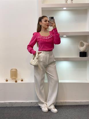 Pembe Tül Detay İnci Çakımlı Triko Bluz