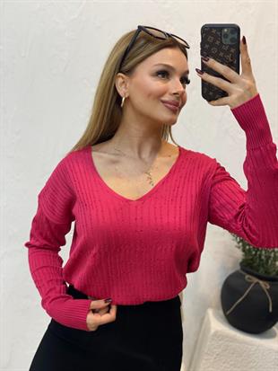 Pembe V Yaka Delikli Model Triko