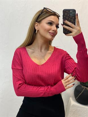 Pembe V Yaka Delikli Model Triko