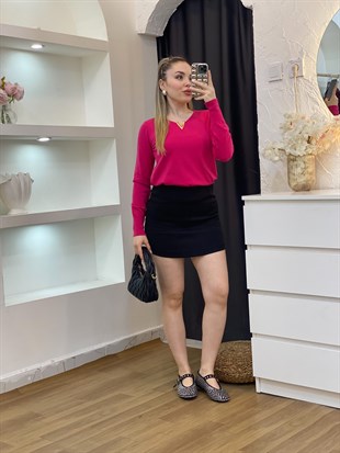 Pembe Yumoş Dokulu V Aksesuarlı Triko Bluz