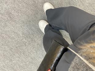 Perry Marka Koyu Gri Renk Arka Beli Lastikli Gold Düğmeli Palazzo Pantolon