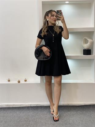 Perry Marka Siyah Volanlı Elbise