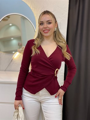 Q Marka Bordo Kruvaze Yaka Gold Broşlu Bluz 