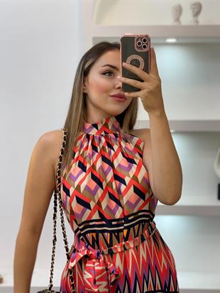 Renkli Halter Yaka Saten Dokulu Beli Kuşaklı Elbise