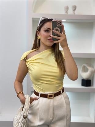 Sarı Omuz Gold Tokalı Bluz