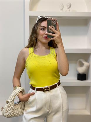 Sarı Önü Parıltılı Taşlı Kalın Askılı Triko Bluz