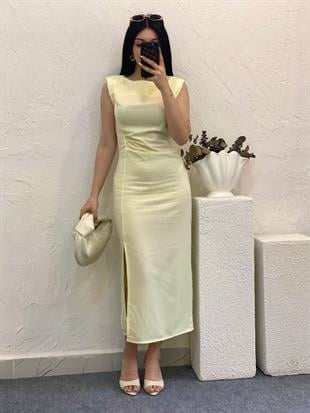 Sarı Renk Yırtmaç Detay Sırt Fermuarlı Elbise