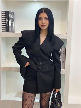 Siyah Belden Oturtmalı Blazer Ceket