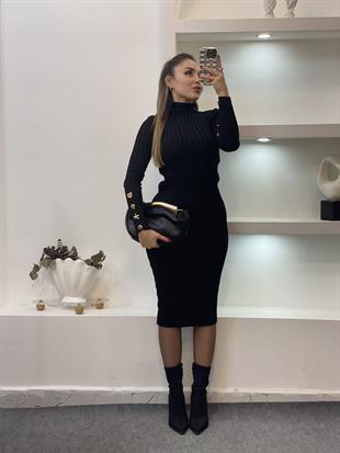 Siyah Boğazlı Bilek Gold Düğmeli Triko Elbise
