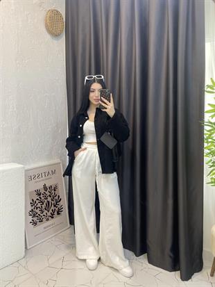 Siyah Cebi Yazılı Model Gabardin Ceket 