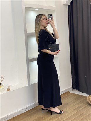 Siyah Fit Gösteren Drapeli Elbise