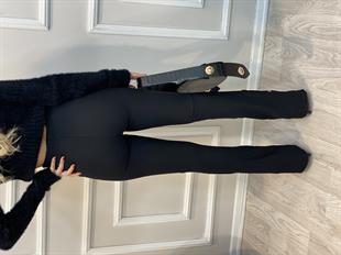 Siyah Fitilli Paça Yırtmaç Detay Tayt