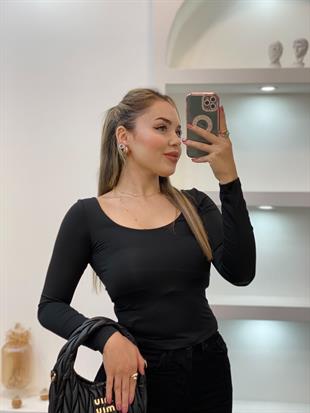 Siyah Geniş Yaka Scuba Bluz