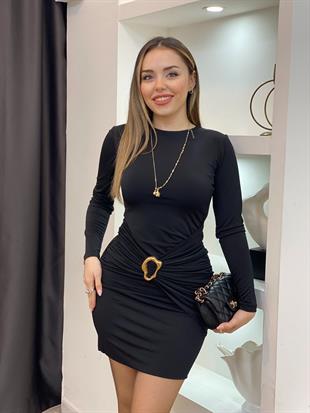 Siyah Gold Broş Detaylı Elbise