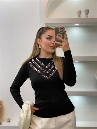 Siyah İnci Detaylı Triko Bluz