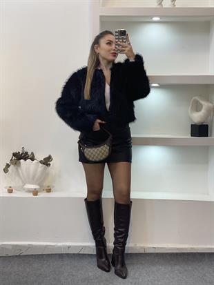 Siyah Kısa Form Kürk