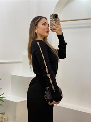 Siyah Kolları Pencereli Model Triko 